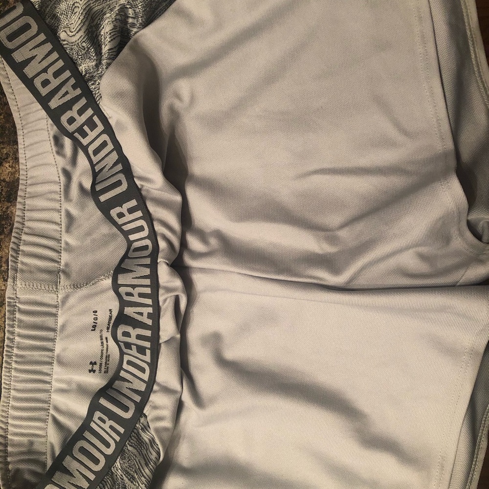Under Armour shorts size large worn twice